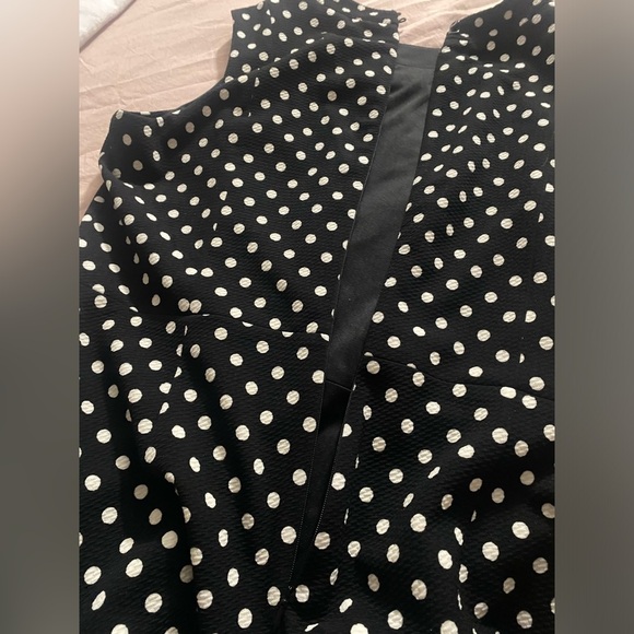 Elegant Black Polka Dot Dress - Picture 6 of 7